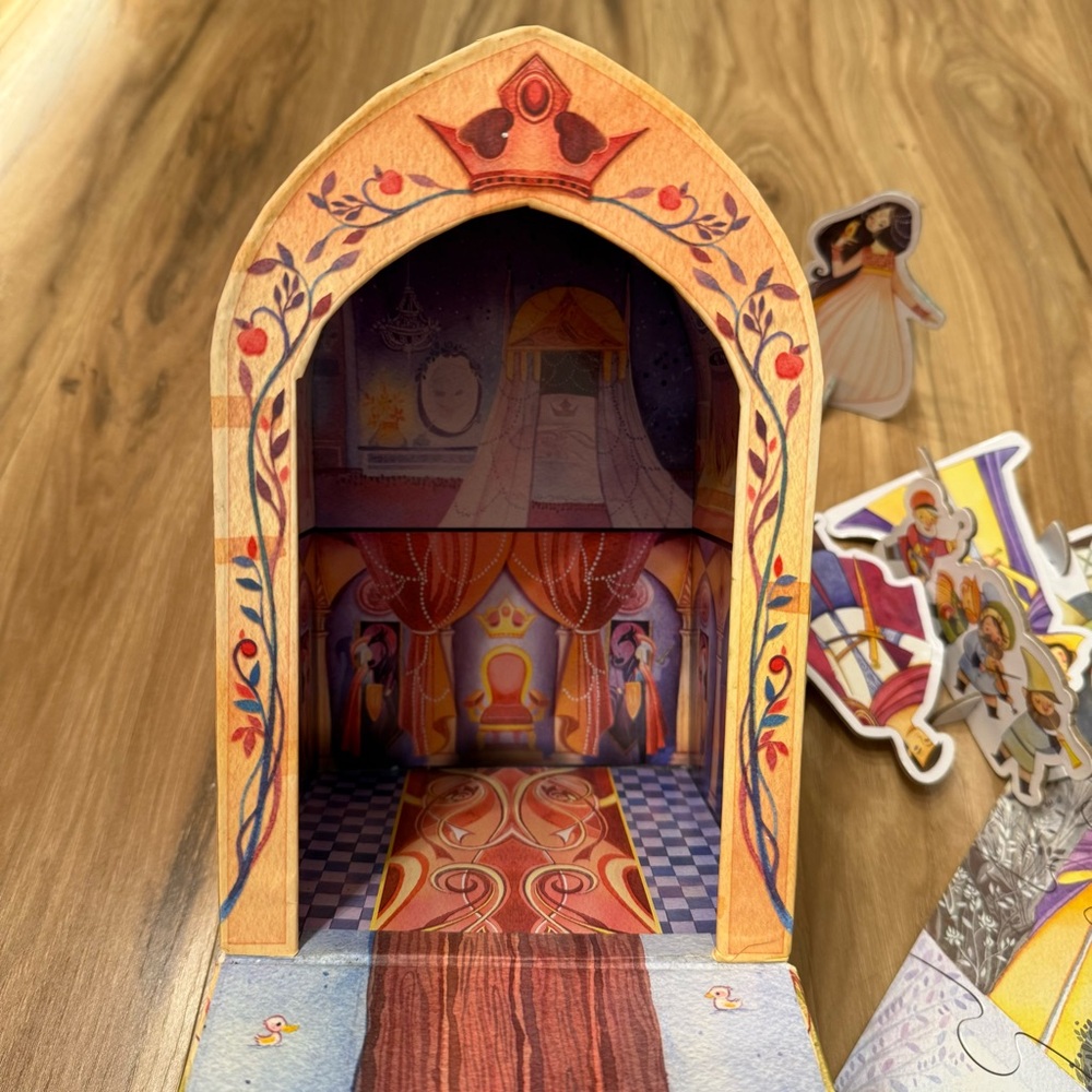 Fairy Tale Castle Puzzle Play Set- Sleeping Beauty - Picture 4 of 5